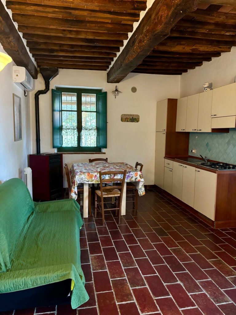 4ad5d586-2f12-47a2-8dc7-e475eb5d3632