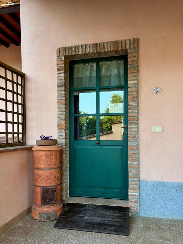 ed6e1bea-1dc0-448c-87b2-cbdb64f41dd3